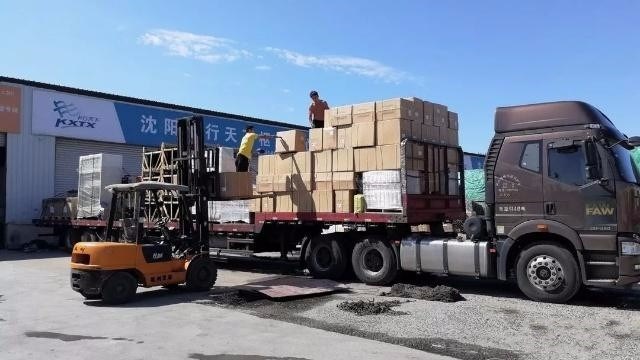 京东小哥在印尼跑出"中国速度",双12第一单8:58送达